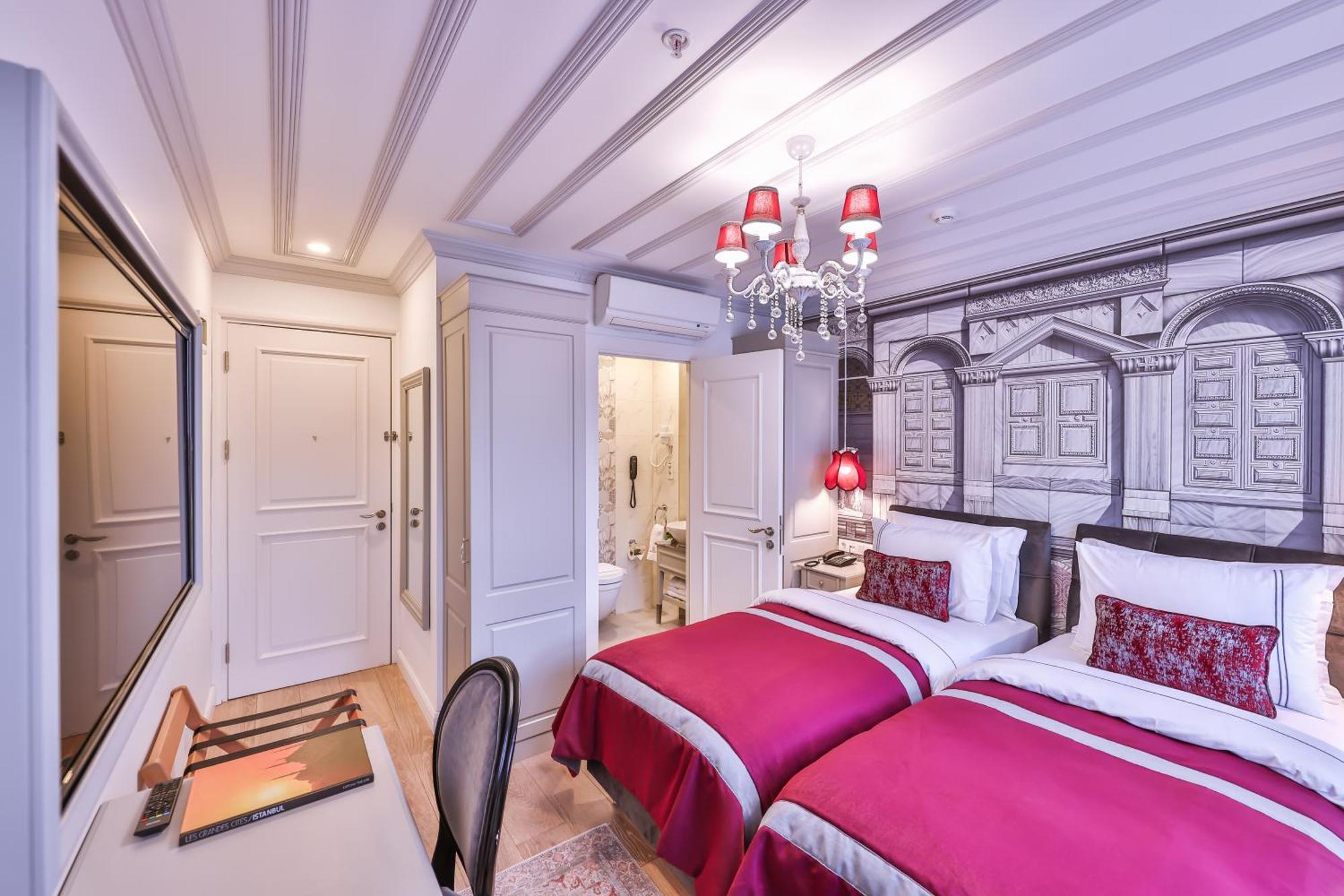 9 Doors Hotel (Adults Only) イスタンブール エクステリア 写真