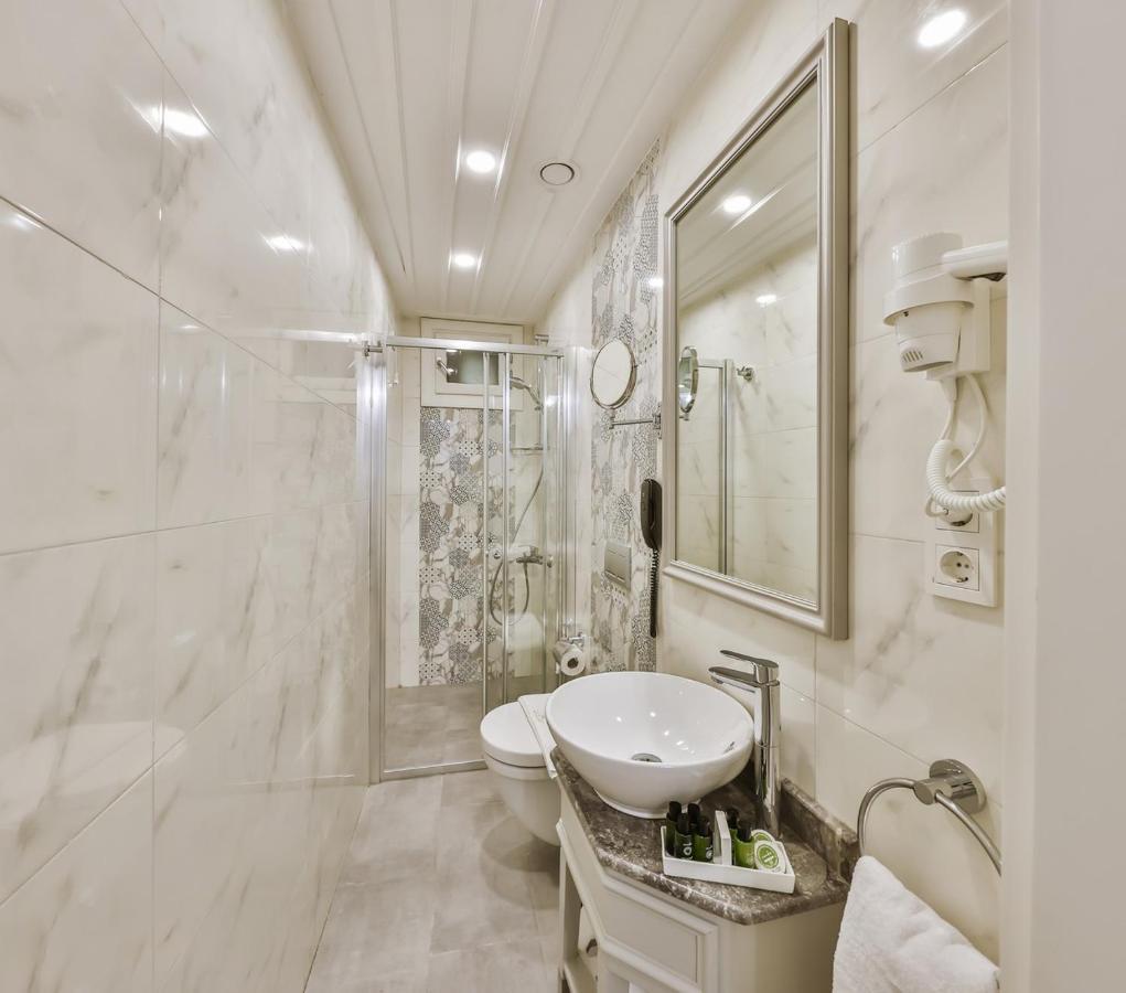 9 Doors Hotel (Adults Only) イスタンブール エクステリア 写真